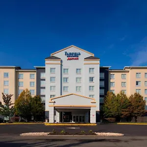 Fairfield & By Marriott Liberty International Airport *** Newark